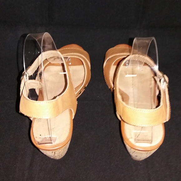 Aldo Camel Cork Wedges - Picture 9 of 9